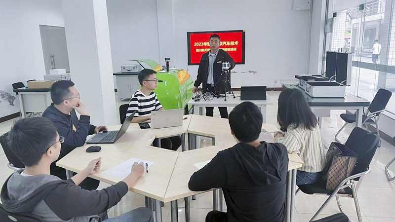 企业内训课程分类解析：如何找到适合您的加盟条件**