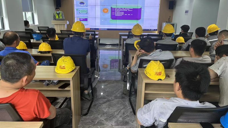 在线教育平台与传统课堂：优劣对比解析